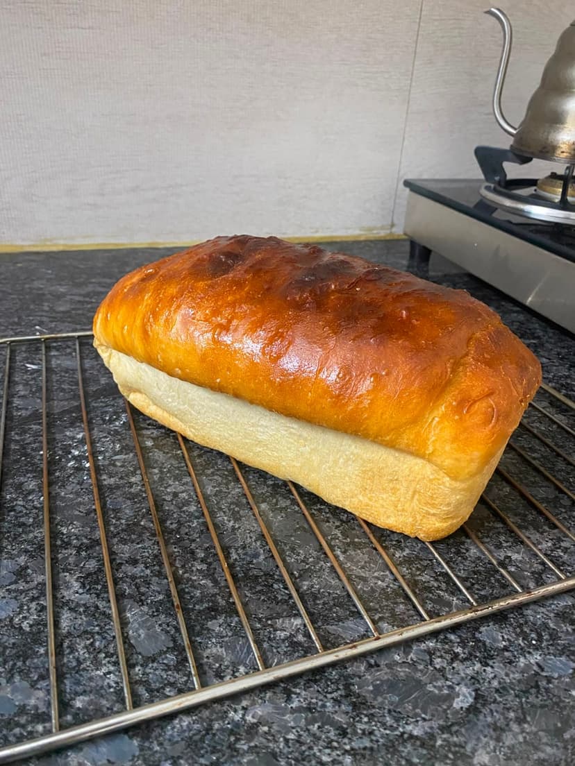 Shokupan (Tangzhong Milk Bread)