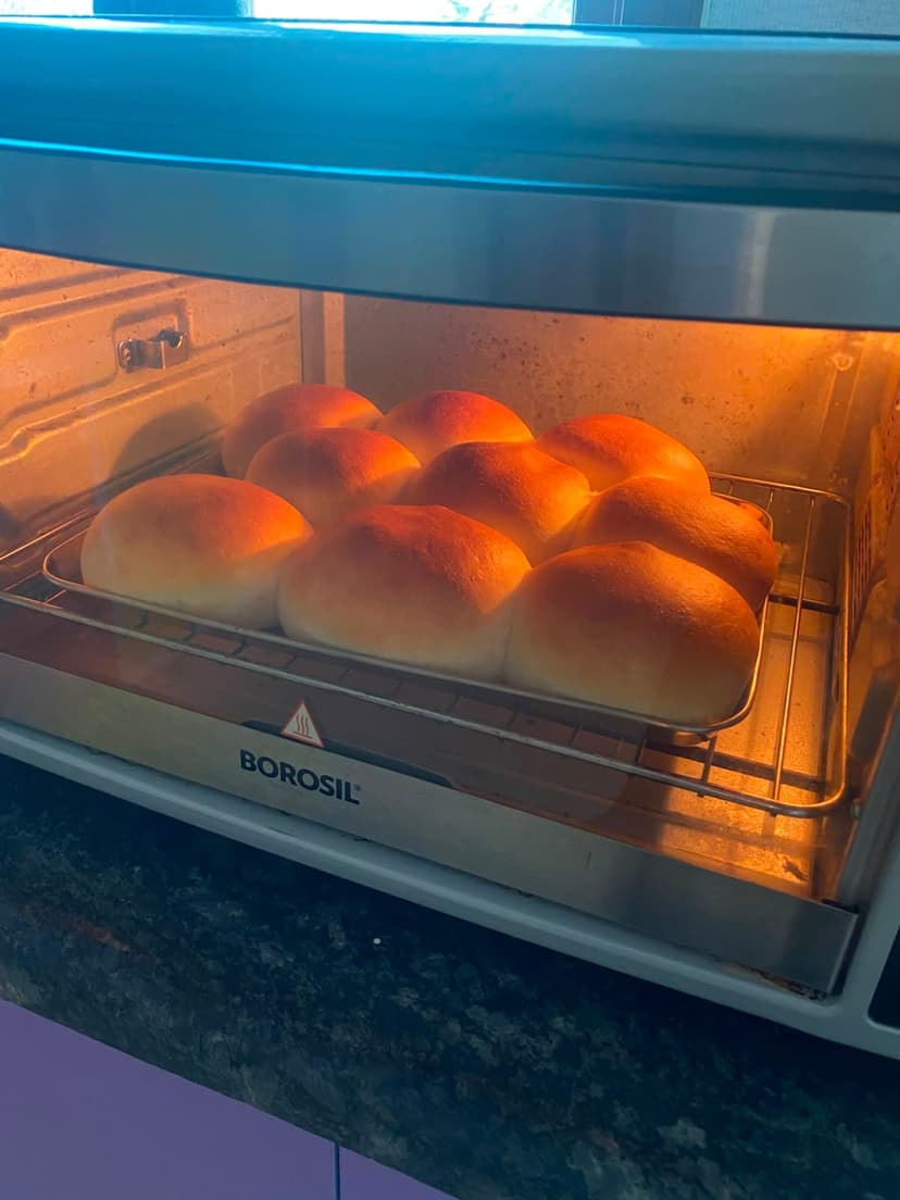 Shokupan (Tangzhong Milk Bread)